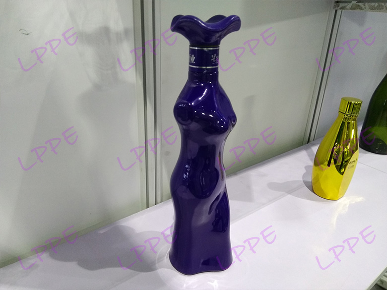 异形玻璃品-上海国际奢侈品包装展展商